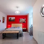 Le Cedre Du Prieure Montreuil-le-Henri