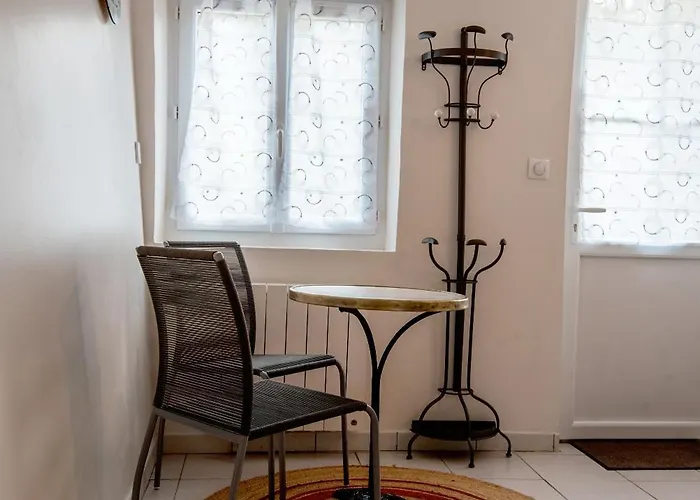 Nyaraló Le Cedre Du Prieure